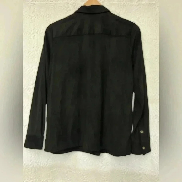 2/$12 Foxcroft Faux Suede Button Down Shirt 6 Black Relaxed Fit Classic Preppy - Picture 9 of 10